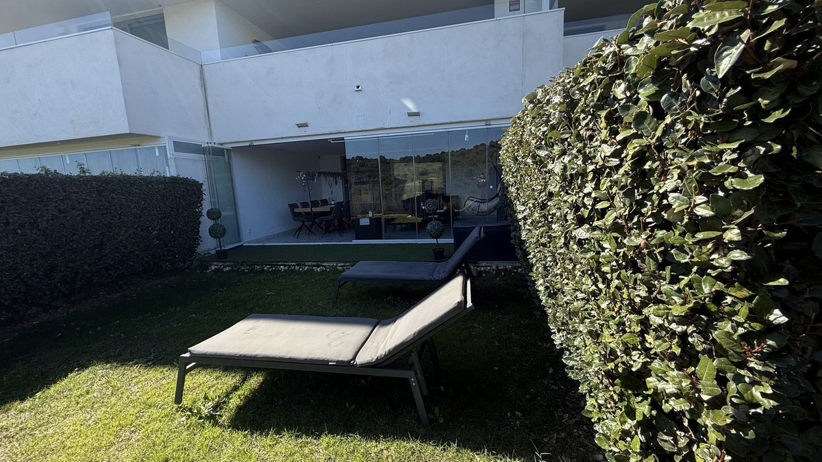 Appartement te koop in Estepona | 2 slaapkamers H5310859