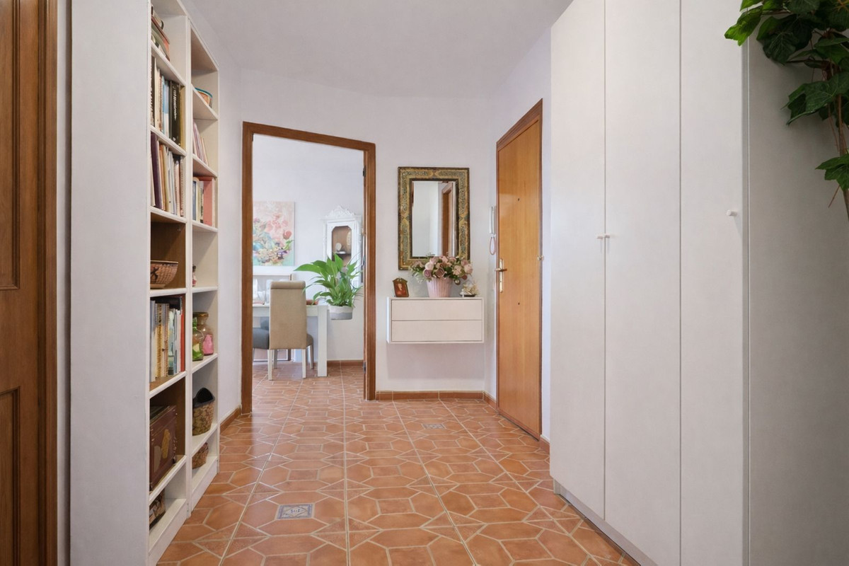 Appartement te koop in Estepona | 3 slaapkamers H5310883