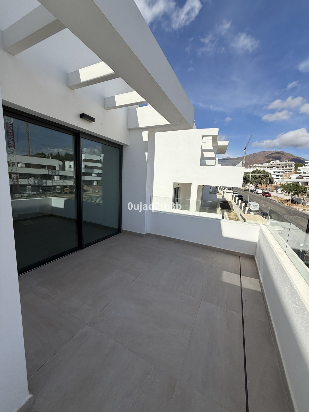 Penthouse te koop in Estepona | 3 slaapkamers H5310931