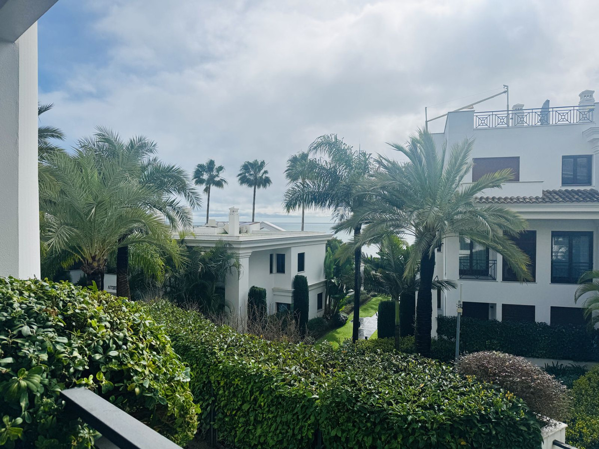 Appartement te koop in Estepona | 2 slaapkamers H5311330