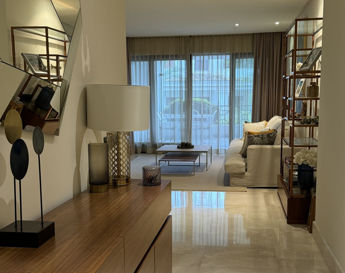 Appartement te koop in Estepona | 2 slaapkamers H5311330