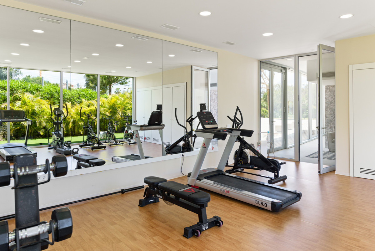 Penthouse te koop in Estepona | 3 slaapkamers H5314618