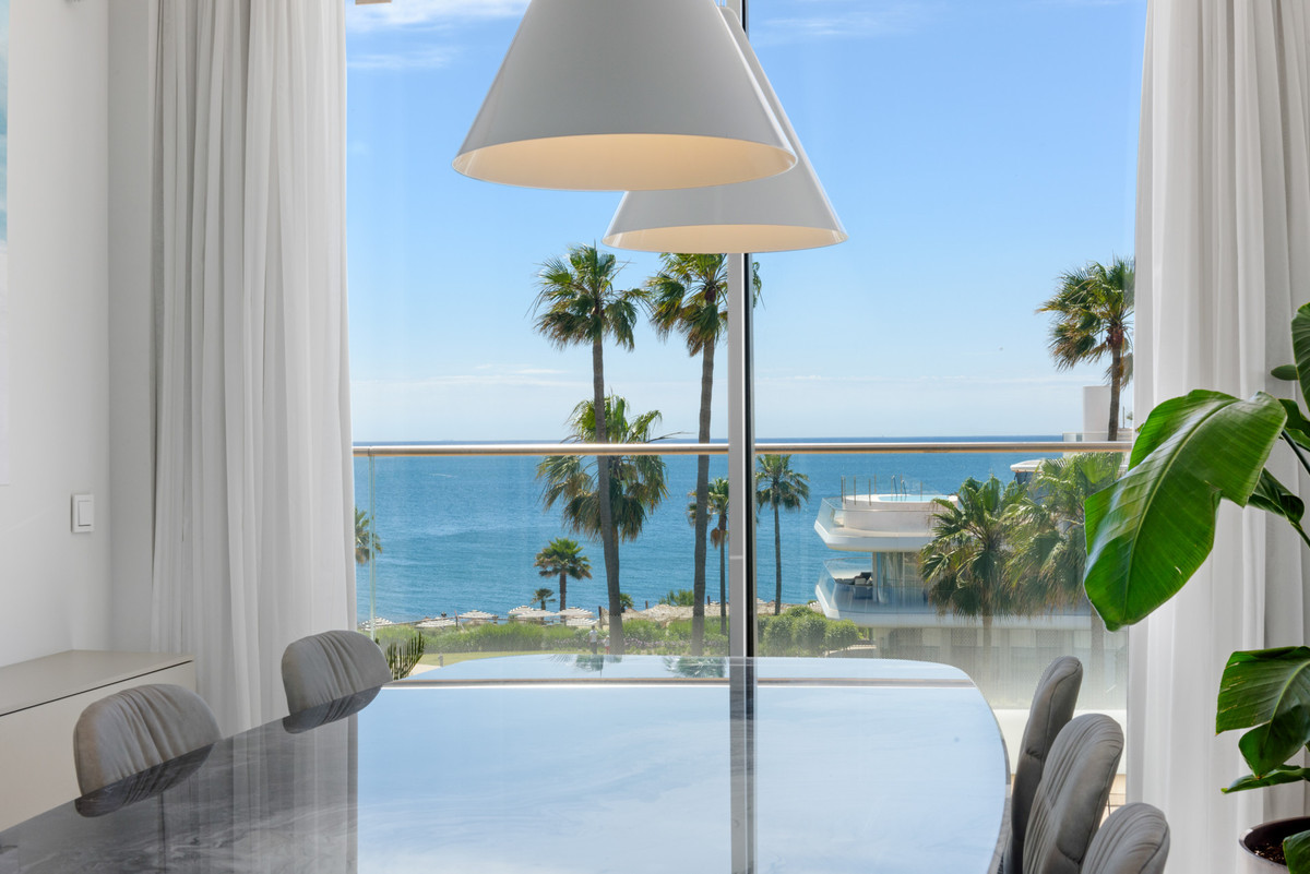 Penthouse te koop in Estepona | 3 slaapkamers H5314618