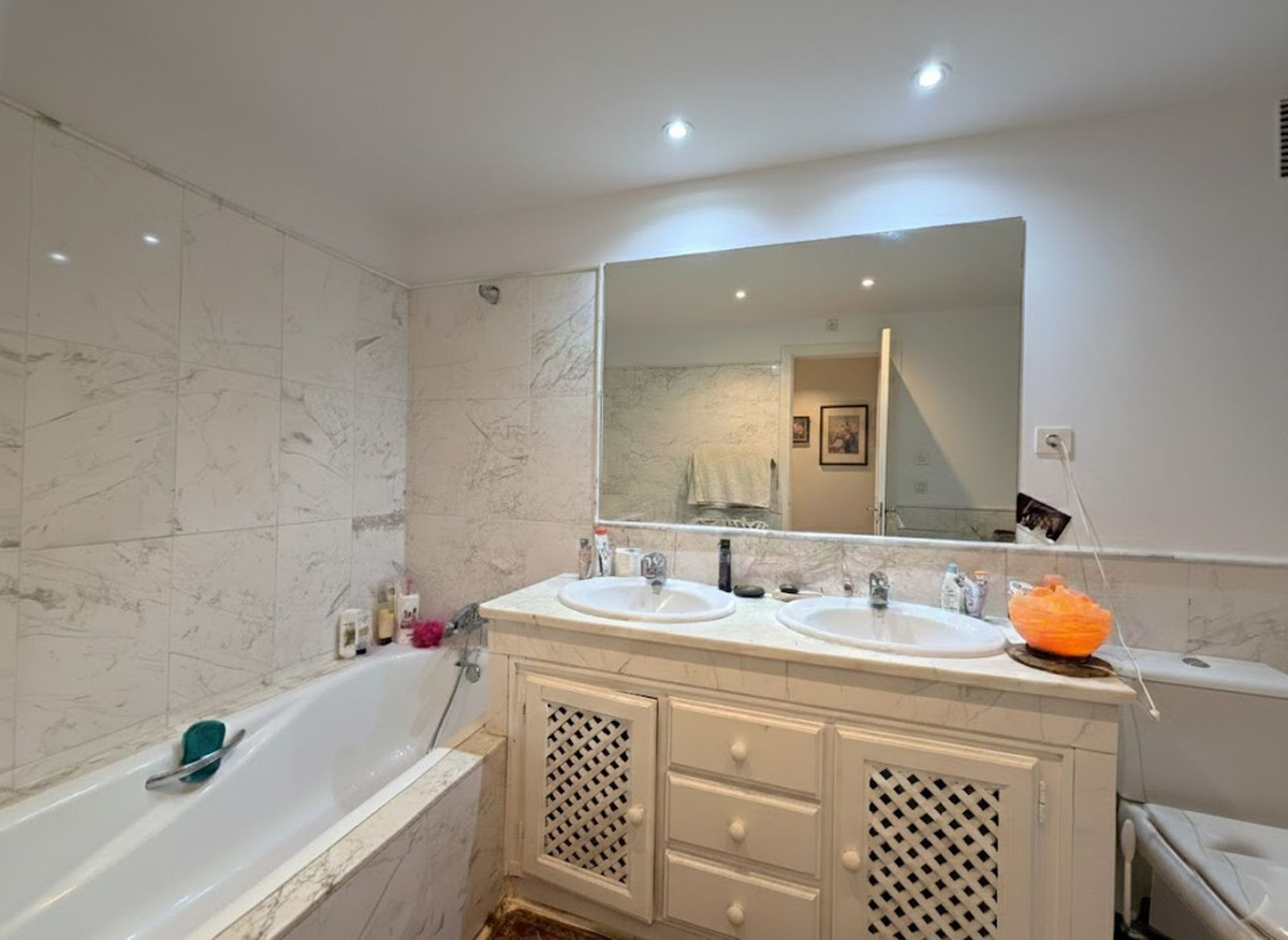 Appartement te koop in Estepona | 2 slaapkamers H5315149