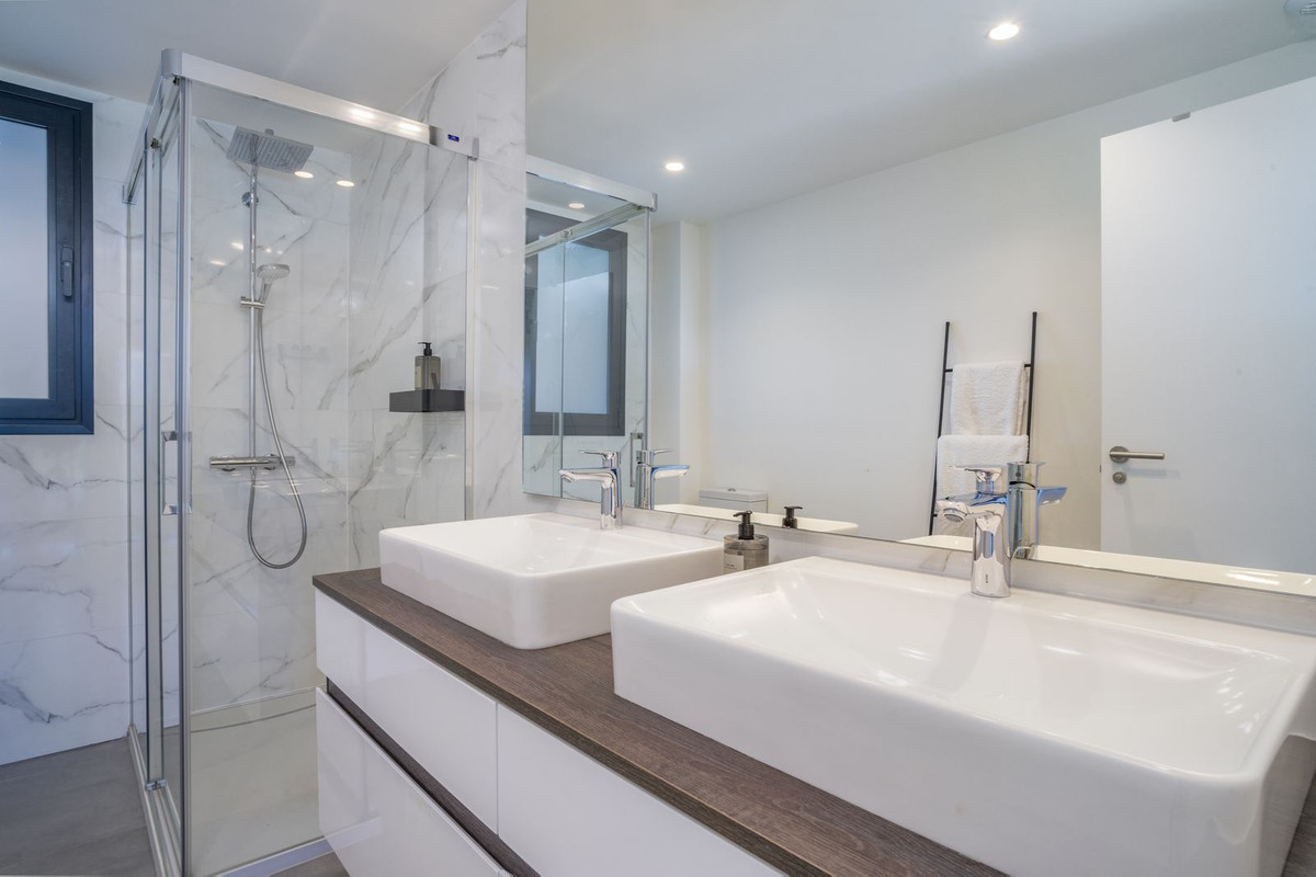 Appartement te koop in Estepona | 2 slaapkamers H5315164