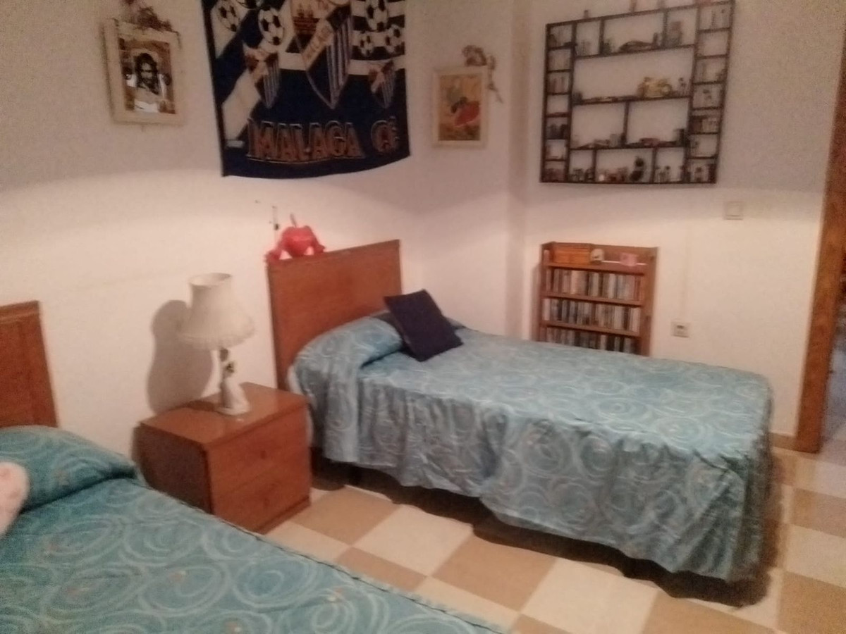 Appartement te koop in Estepona | 4 slaapkamers H5315998