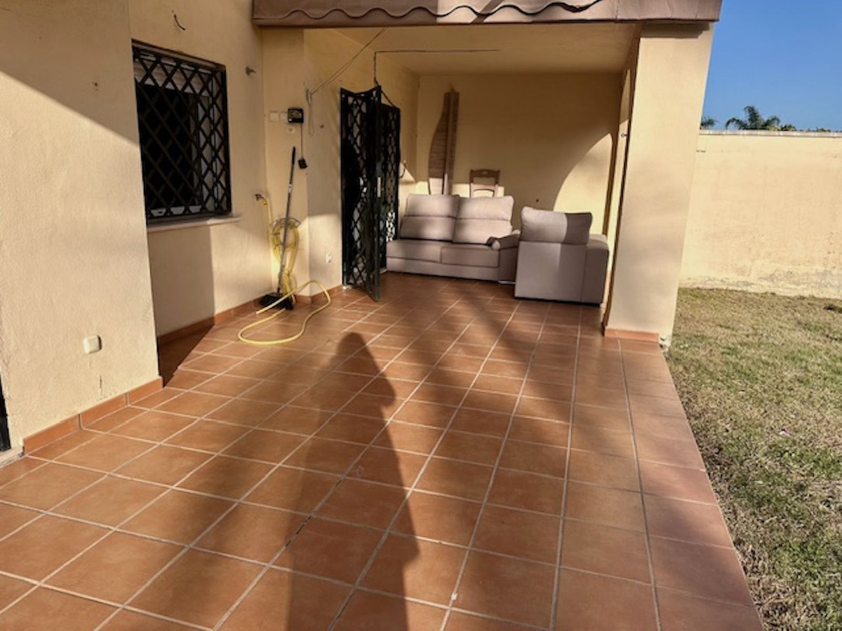 Appartement te koop in Estepona | 3 slaapkamers H5316994