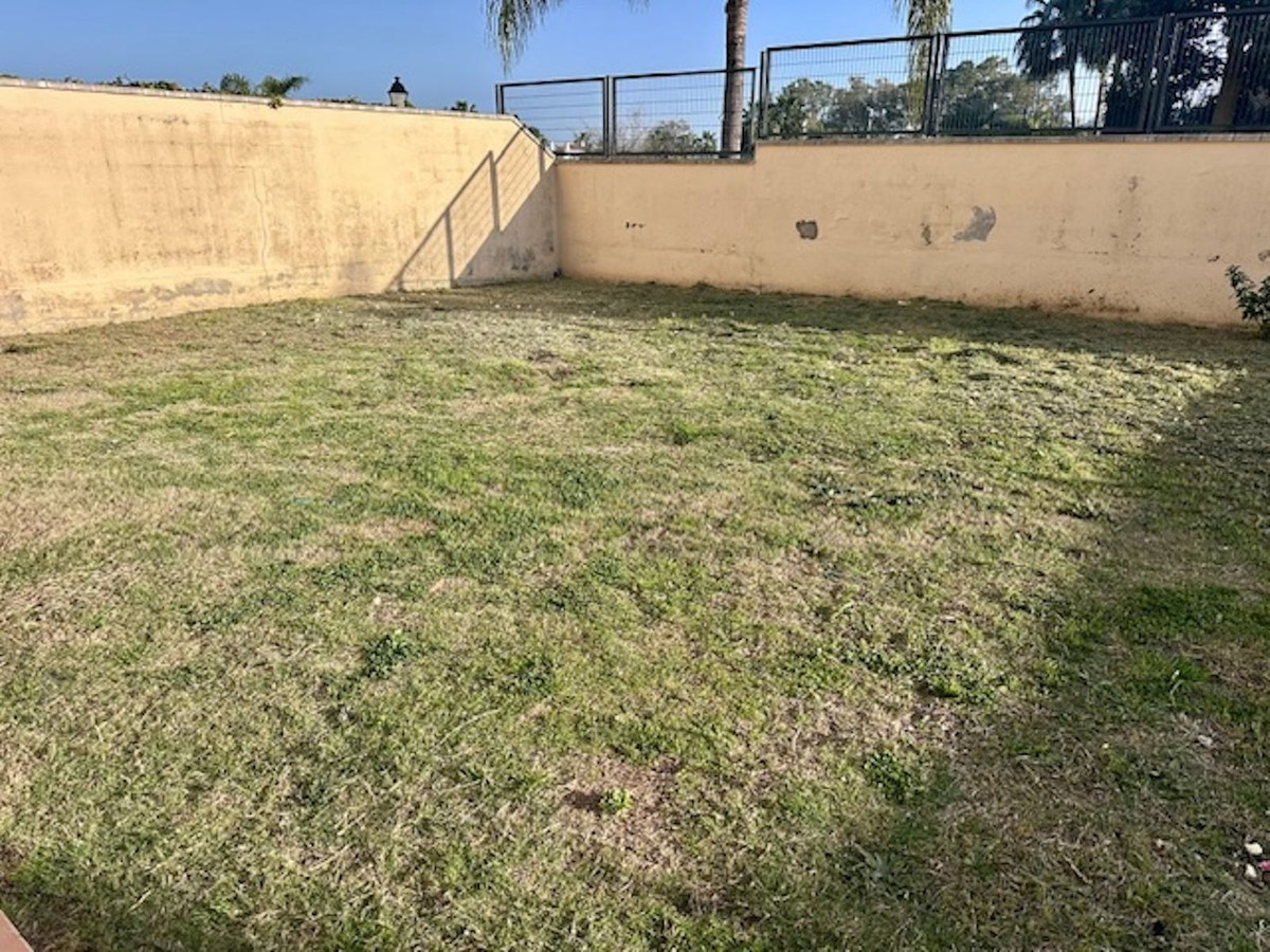 Appartement te koop in Estepona | 3 slaapkamers H5316994