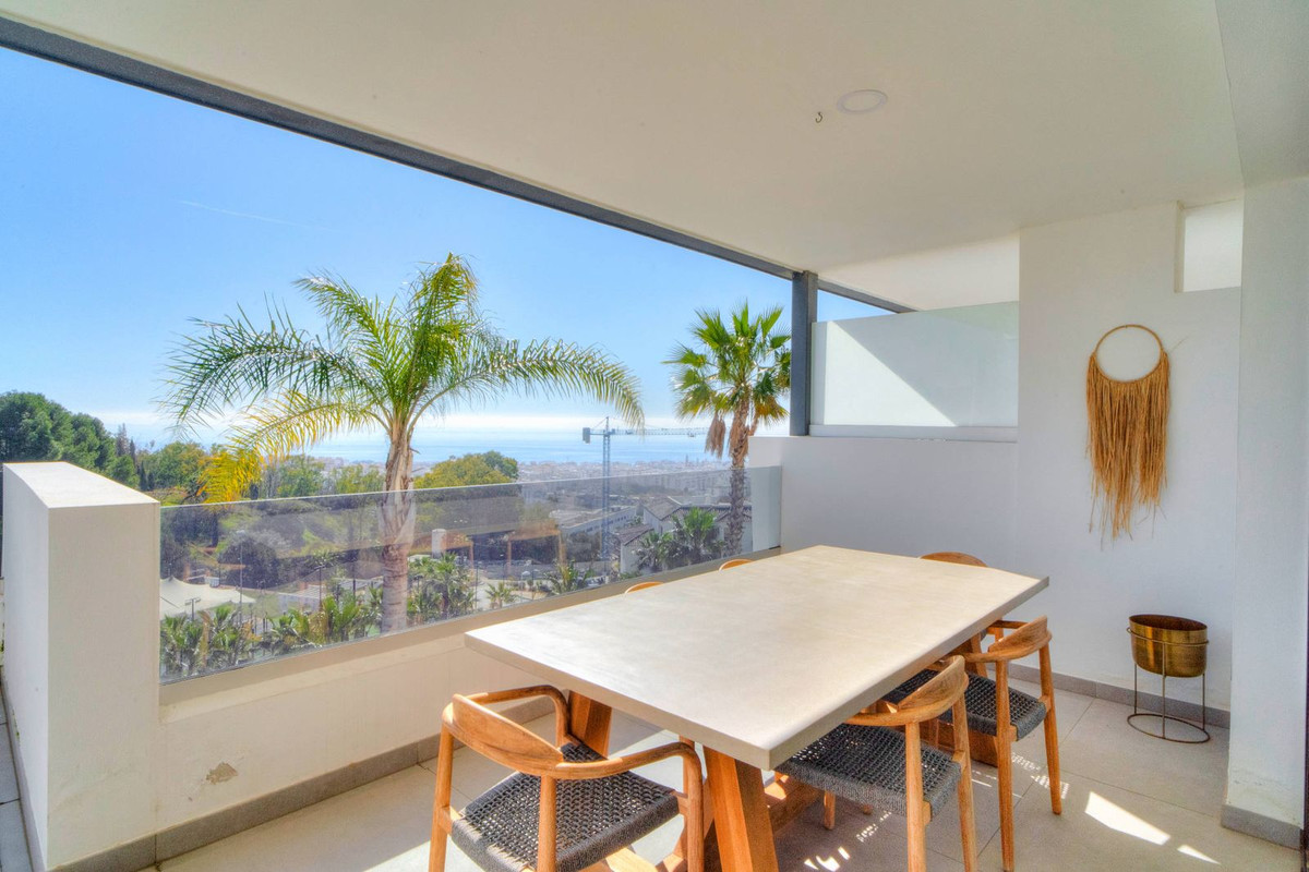 Appartement te koop in Estepona | 4 slaapkamers H5317387