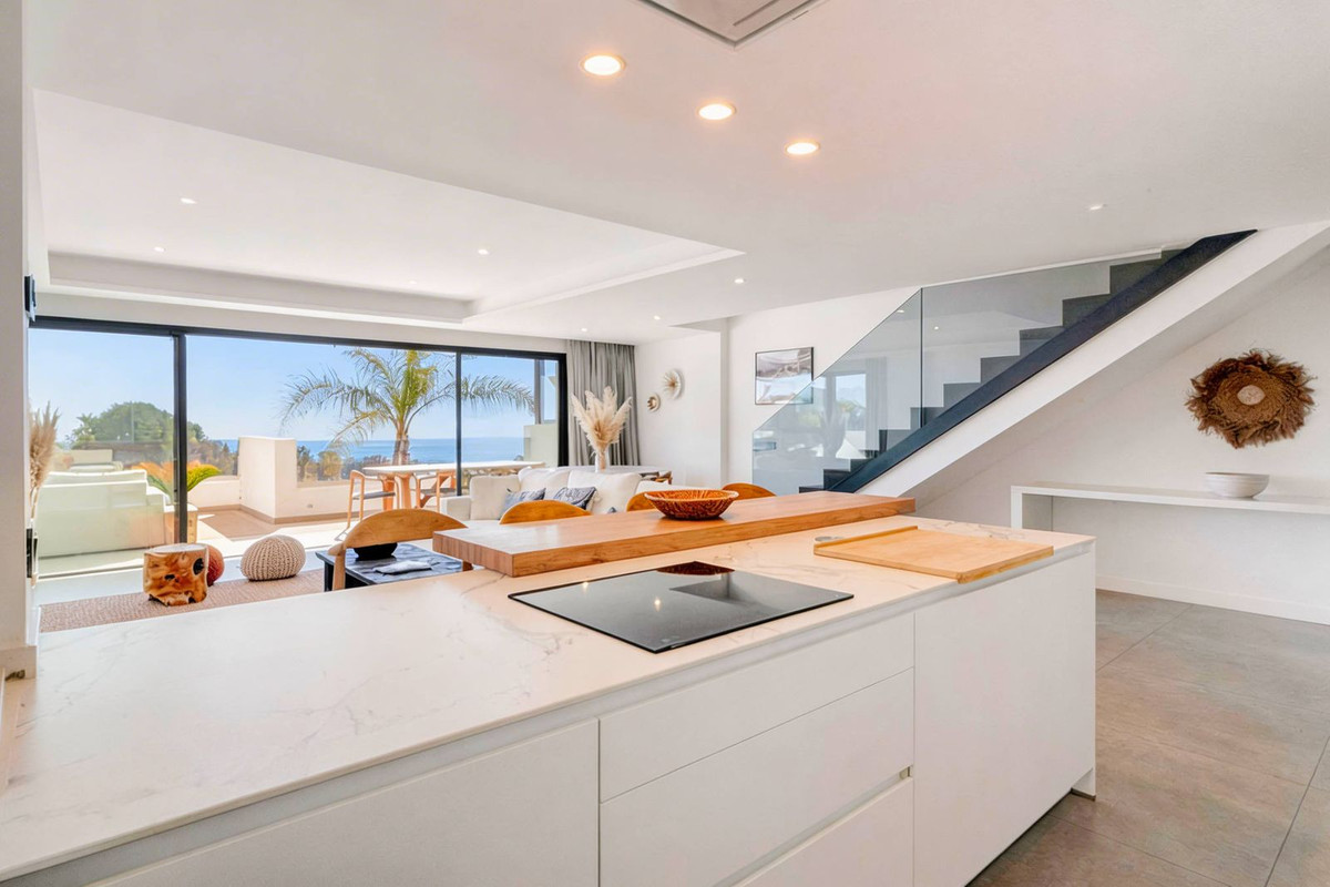 Appartement te koop in Estepona | 4 slaapkamers H5317387