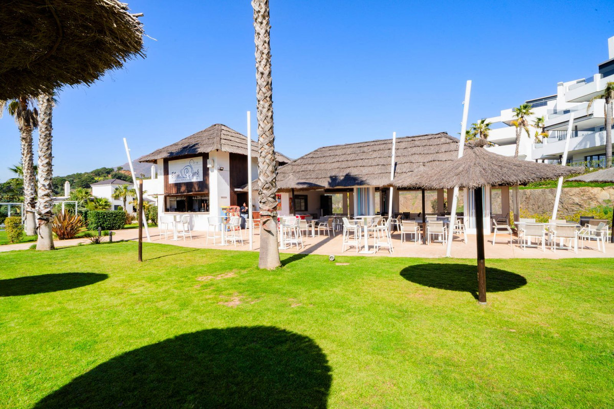 Appartement te koop in Estepona | 4 slaapkamers H5317387