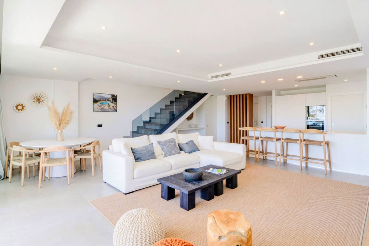 Appartement te koop in Estepona | 4 slaapkamers H5317387