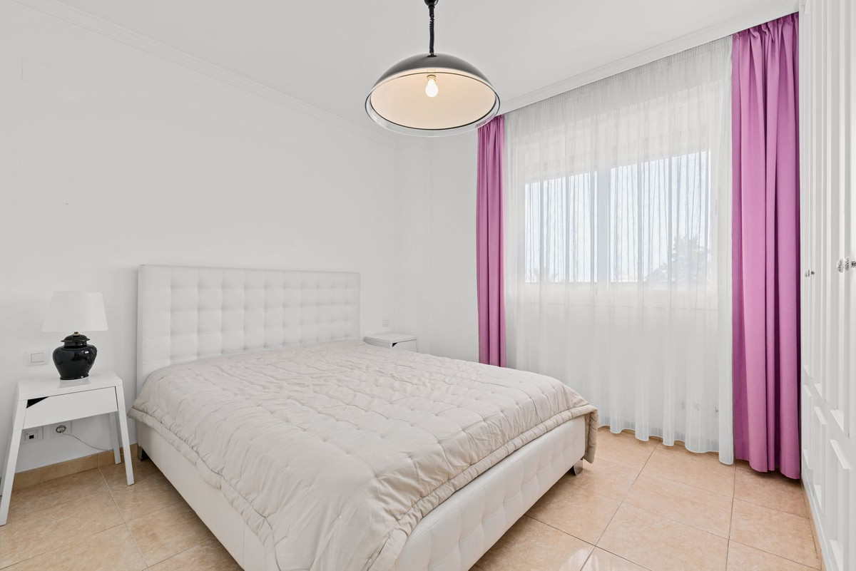 Appartement te koop in Estepona | 2 slaapkamers H5318308