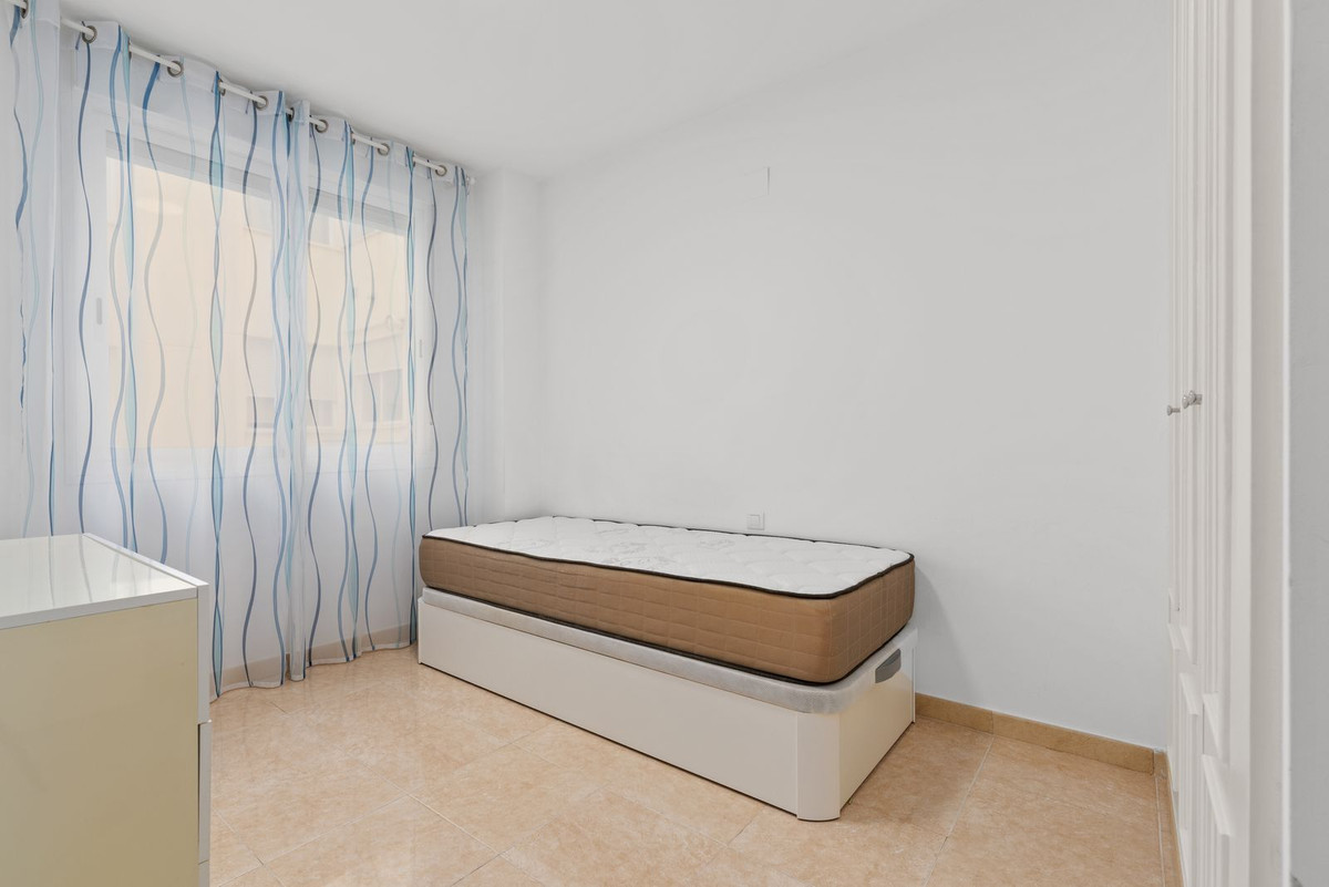 Appartement te koop in Estepona | 2 slaapkamers H5318308