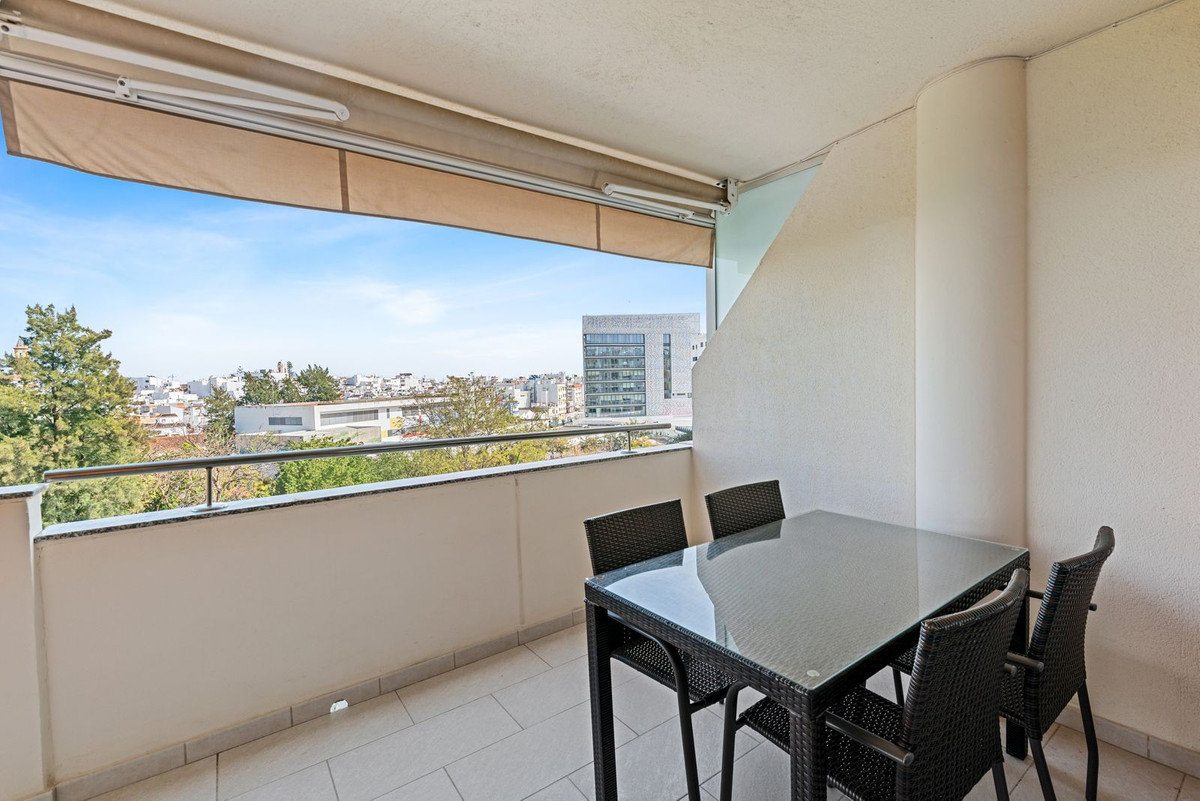 Appartement te koop in Estepona | 2 slaapkamers H5318308