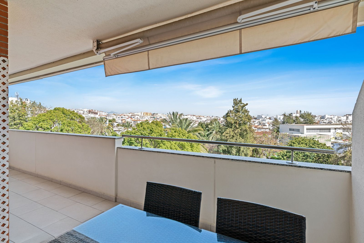 Appartement te koop in Estepona | 2 slaapkamers H5318308
