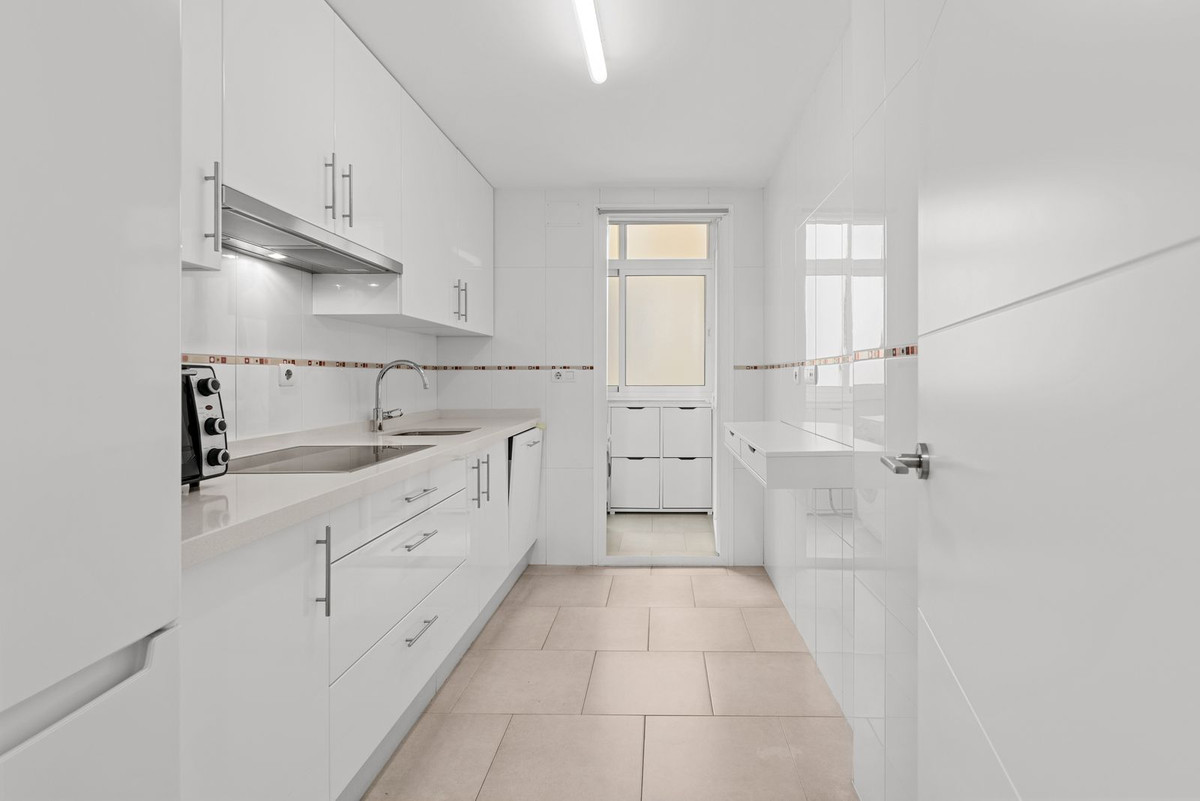 Appartement te koop in Estepona | 2 slaapkamers H5318308