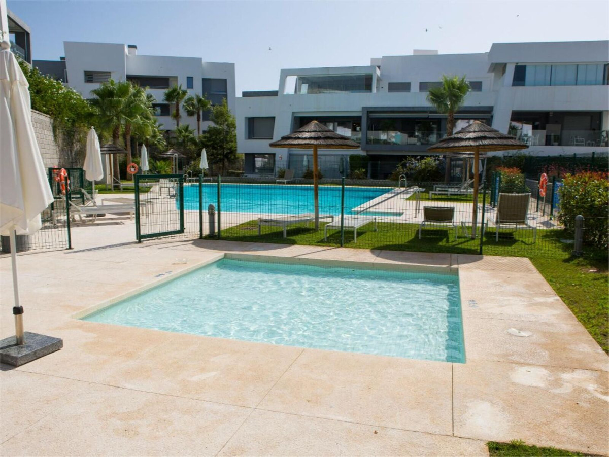 Appartement te koop in Estepona | 2 slaapkamers H5318953