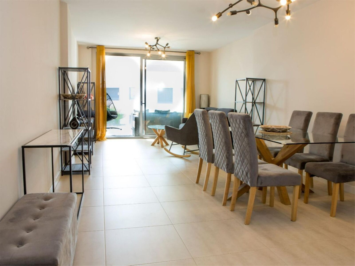 Appartement te koop in Estepona | 2 slaapkamers H5318953