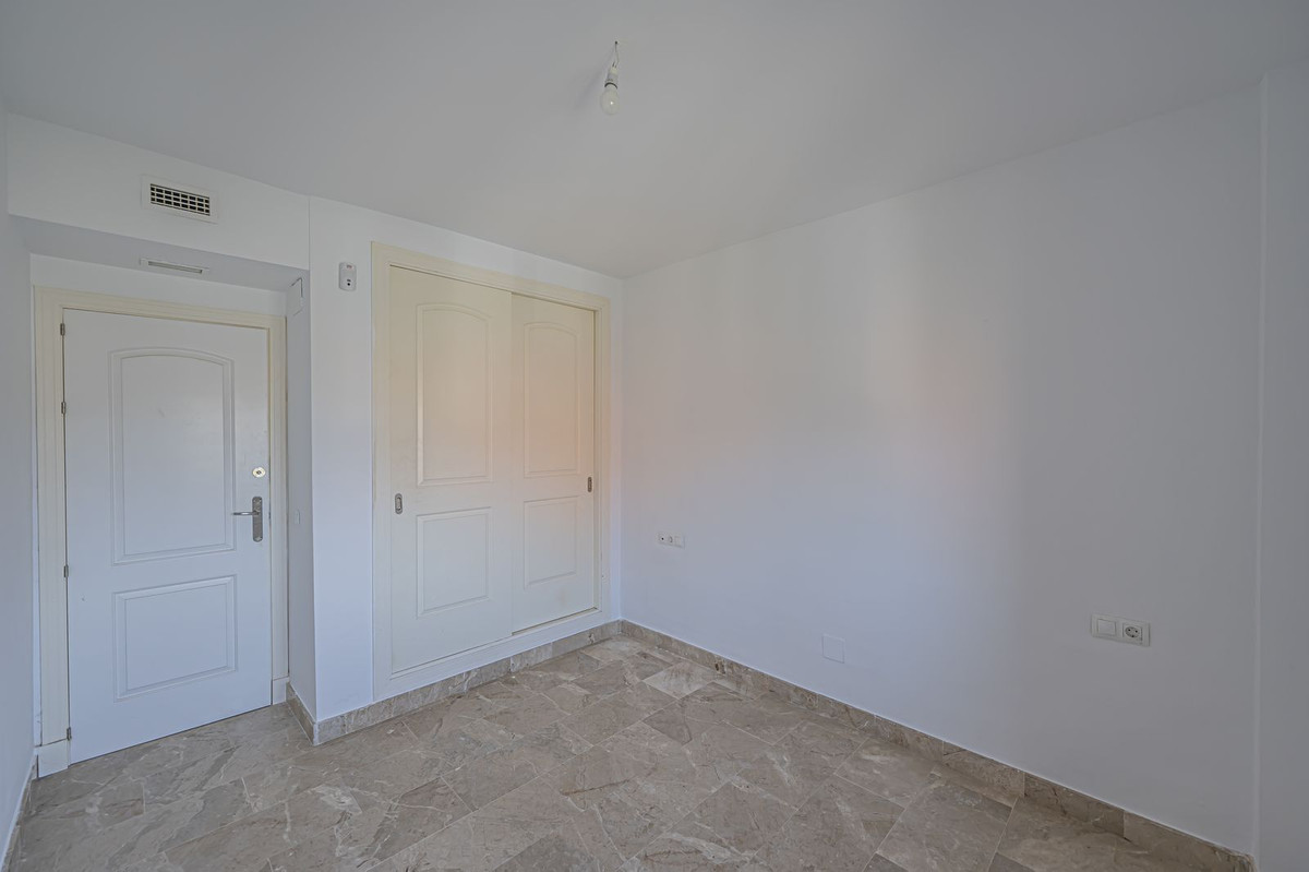 Penthouse te koop in Estepona | 3 slaapkamers H5320087