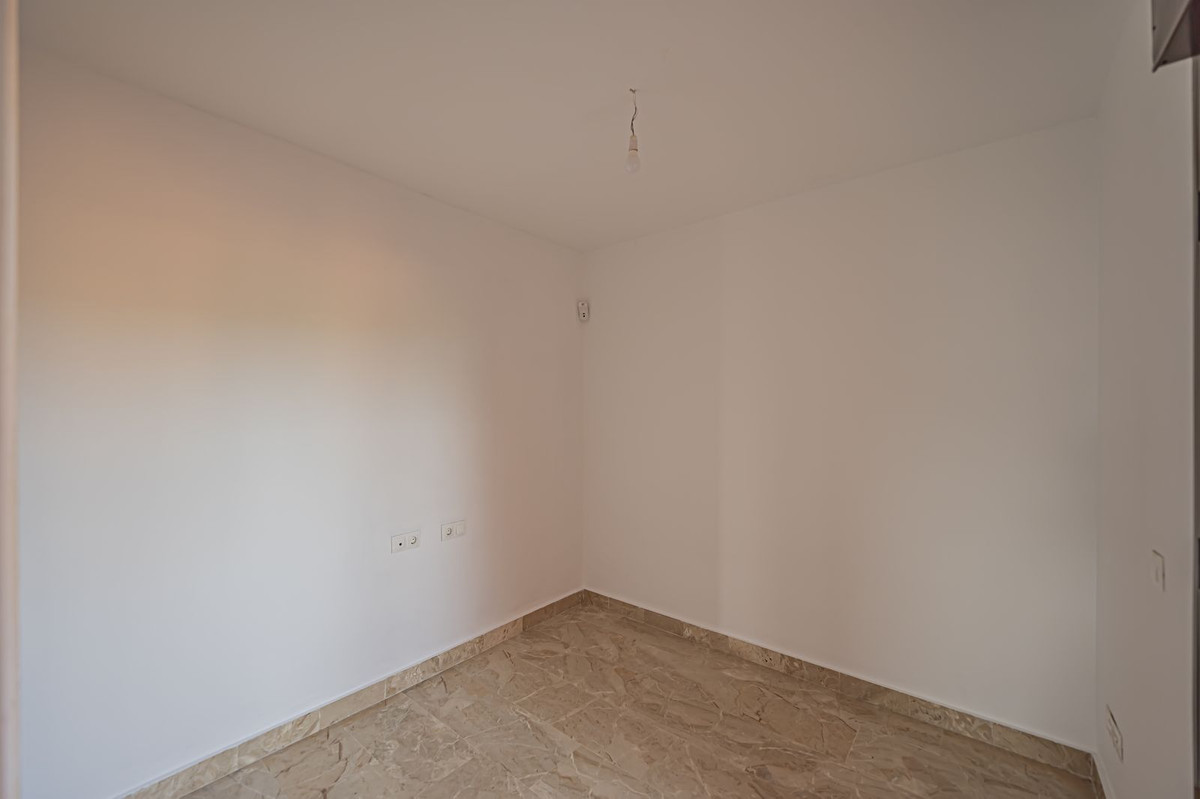 Penthouse te koop in Estepona | 3 slaapkamers H5320087