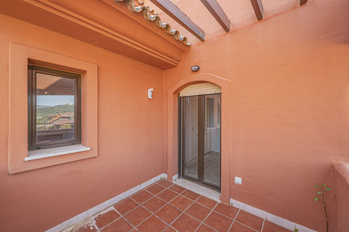 Penthouse te koop in Estepona | 3 slaapkamers H5320087