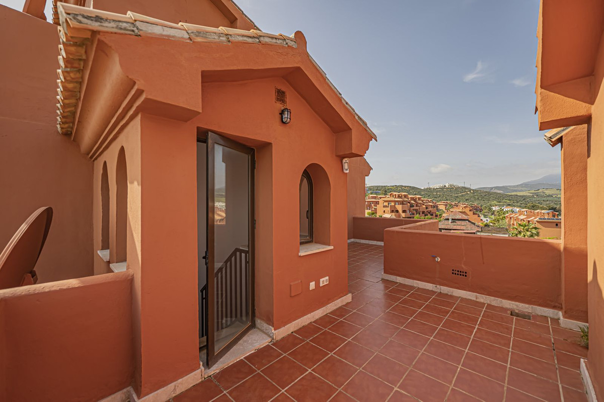 Penthouse te koop in Estepona | 3 slaapkamers H5320087