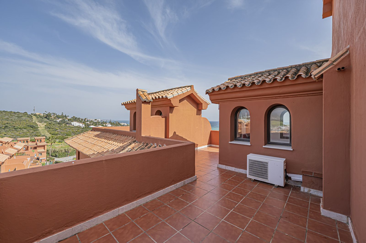 Penthouse te koop in Estepona | 3 slaapkamers H5320087