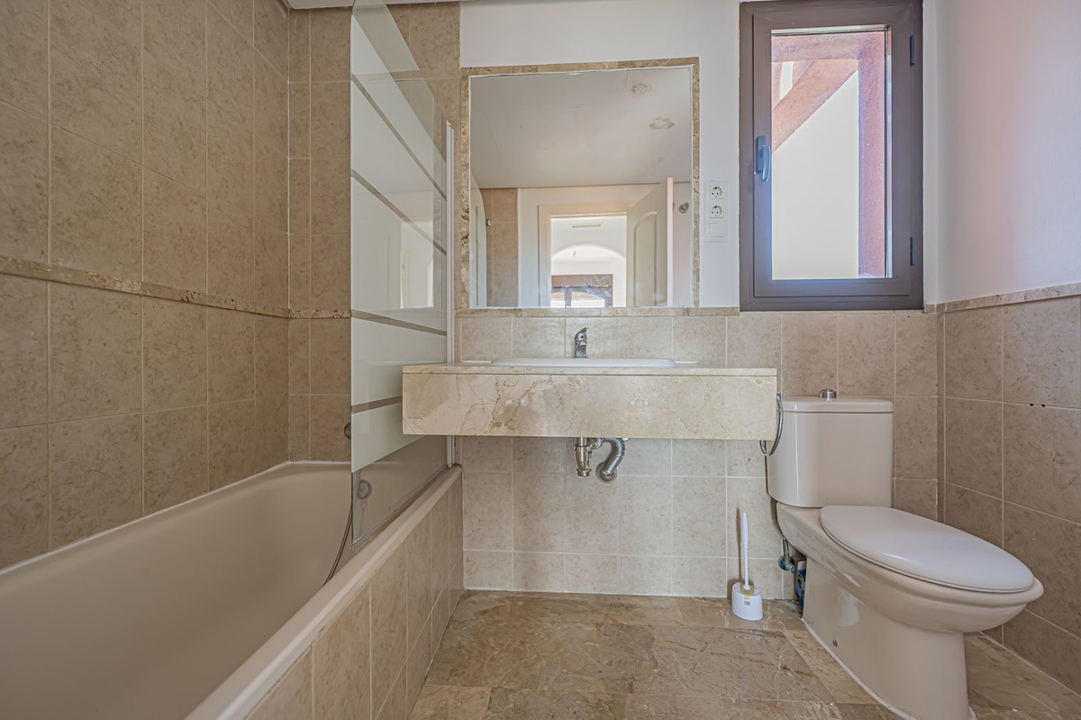 Penthouse te koop in Estepona | 3 slaapkamers H5320087