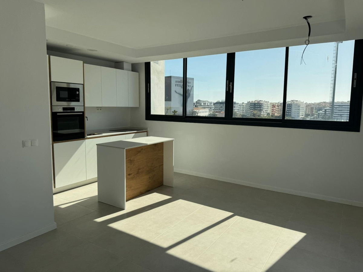 Penthouse te koop in Estepona | 2 slaapkamers H5320921