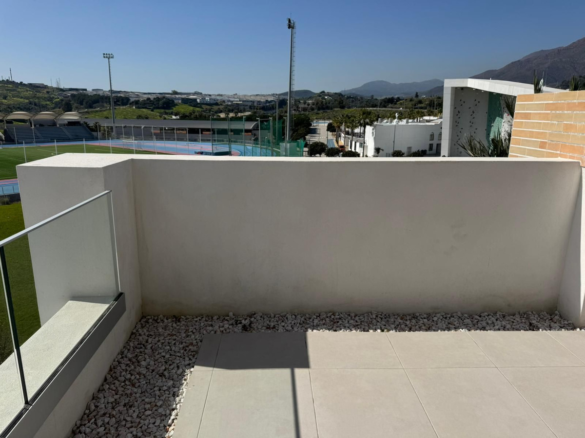 Penthouse te koop in Estepona | 2 slaapkamers H5320921