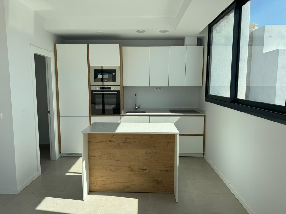 Penthouse te koop in Estepona | 2 slaapkamers H5321071