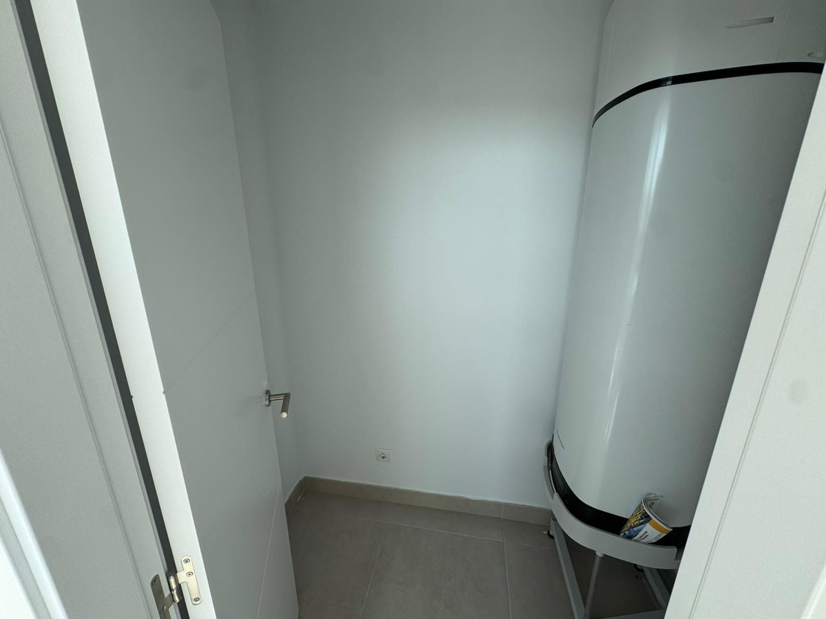 Penthouse te koop in Estepona | 2 slaapkamers H5321071