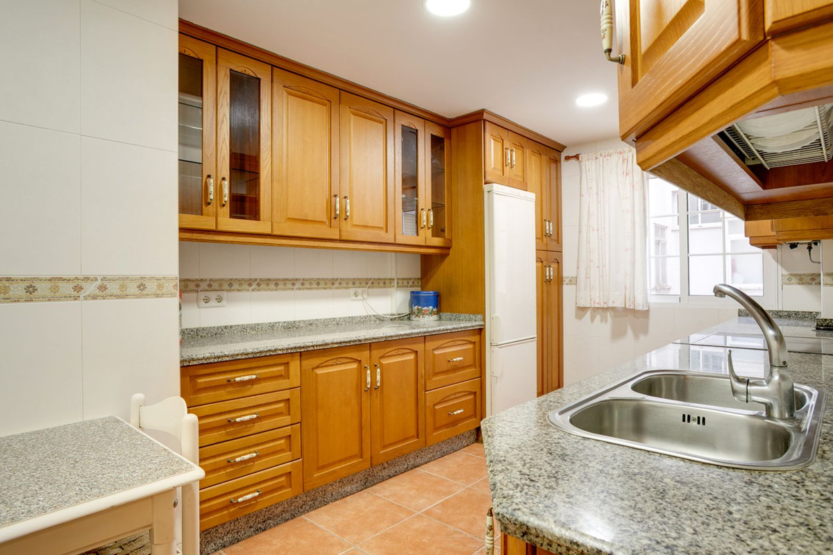 Appartement te koop in Estepona | 4 slaapkamers H5321530