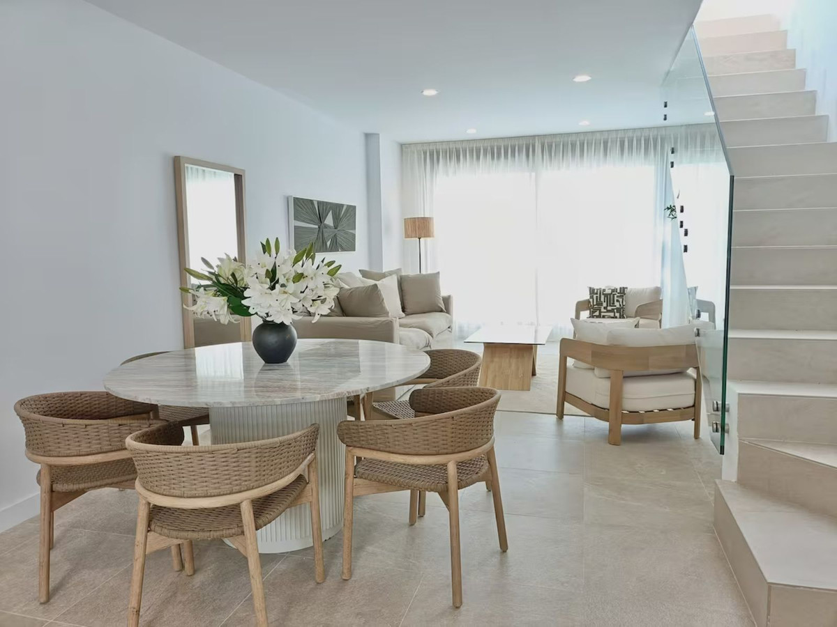 Huis te koop in Estepona | 3 slaapkamers H5321974