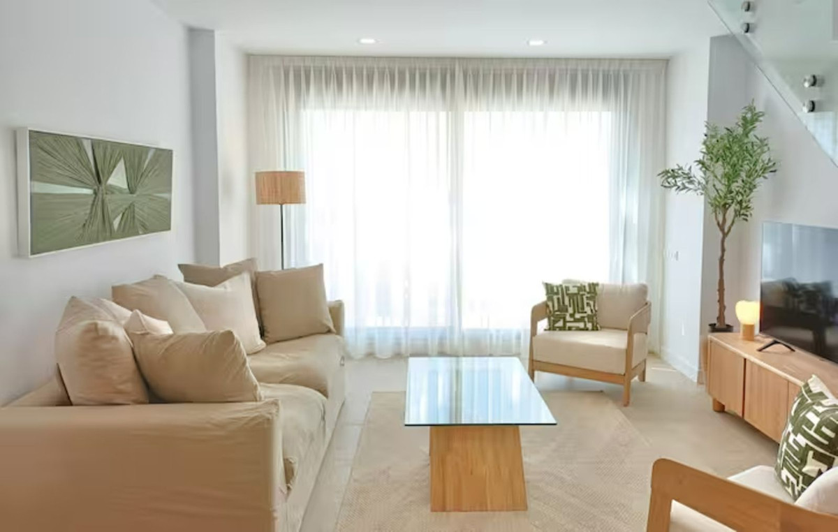 Huis te koop in Estepona | 3 slaapkamers H5321974