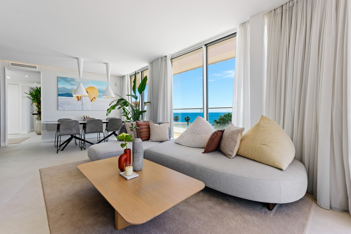 Penthouse te koop in Estepona | 3 slaapkamers H5323045