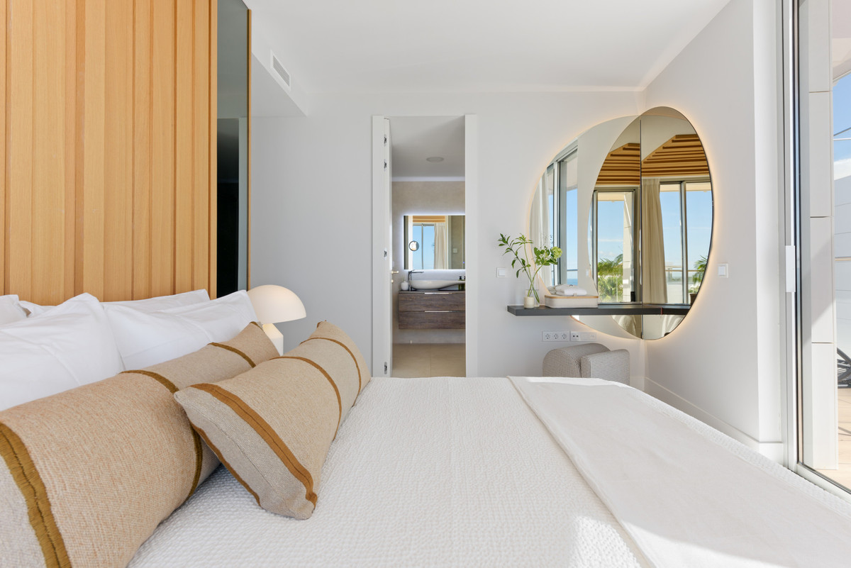 Penthouse te koop in Estepona | 3 slaapkamers H5323045