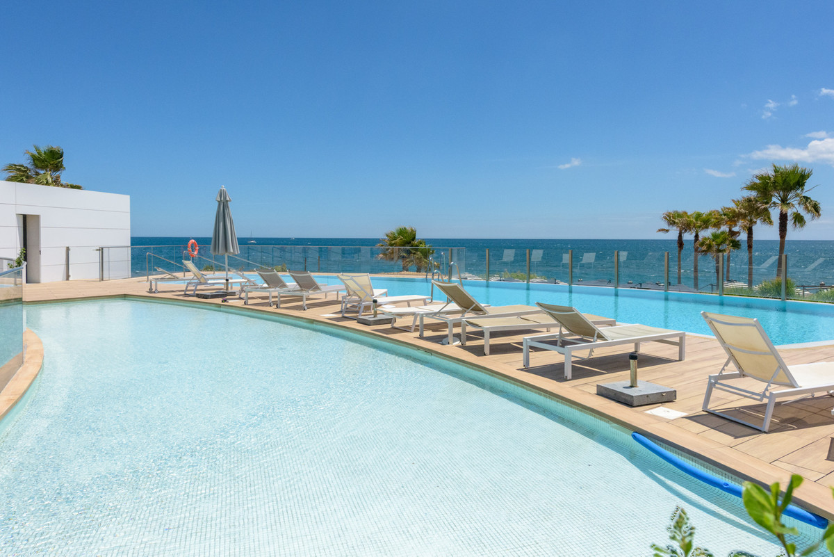 Penthouse te koop in Estepona | 3 slaapkamers H5323045