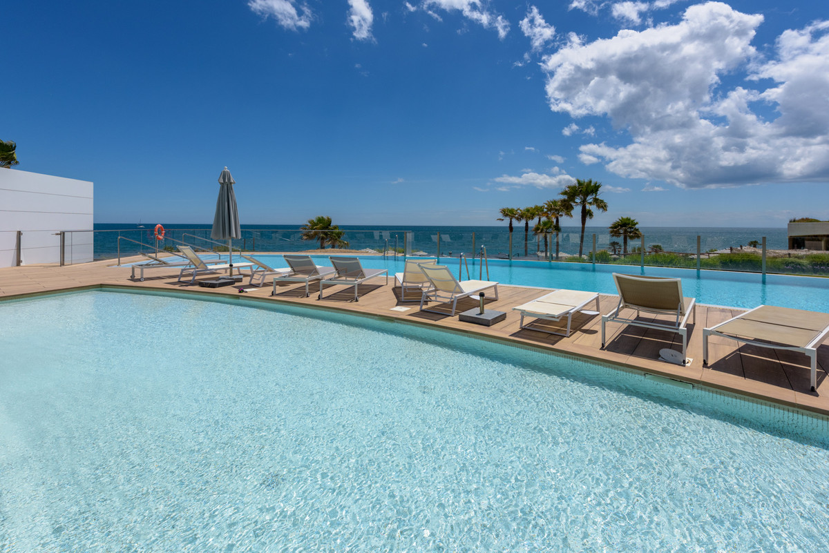 Penthouse te koop in Estepona | 3 slaapkamers H5323045