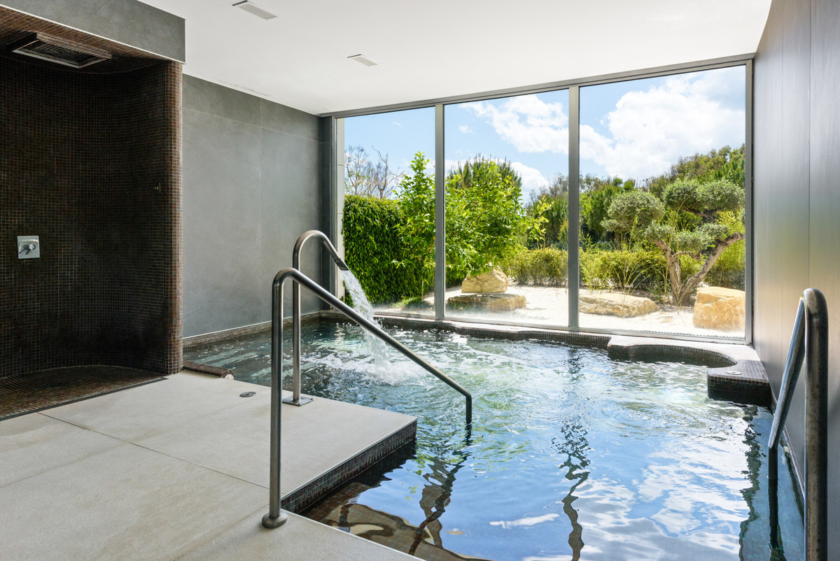 Penthouse te koop in Estepona | 3 slaapkamers H5323045