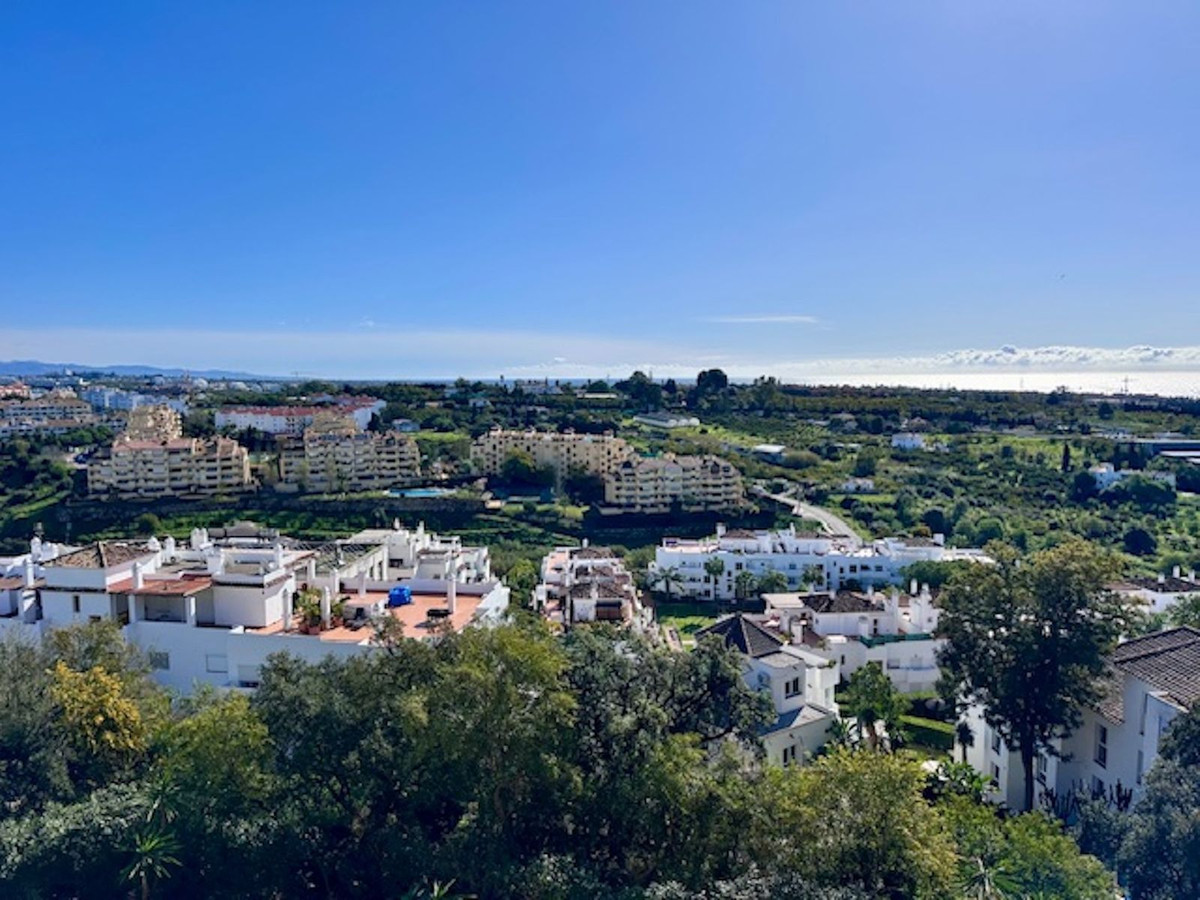 Appartement te koop in Estepona | 2 slaapkamers H5323087