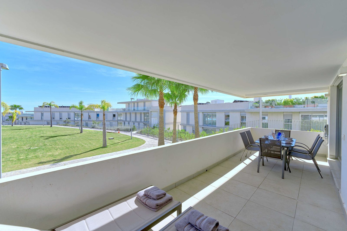 Appartement te koop in Estepona | 3 slaapkamers H5324344