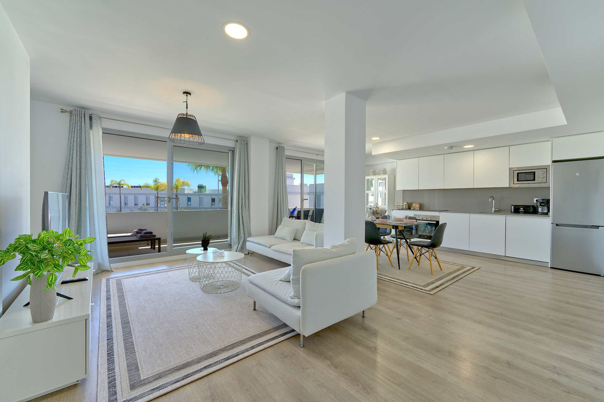 Appartement te koop in Estepona | 3 slaapkamers H5324344