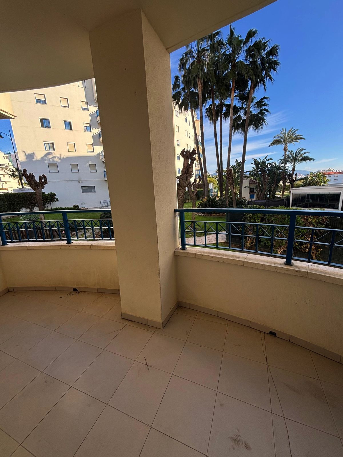 Appartement te koop in Estepona | 2 slaapkamers H5324854