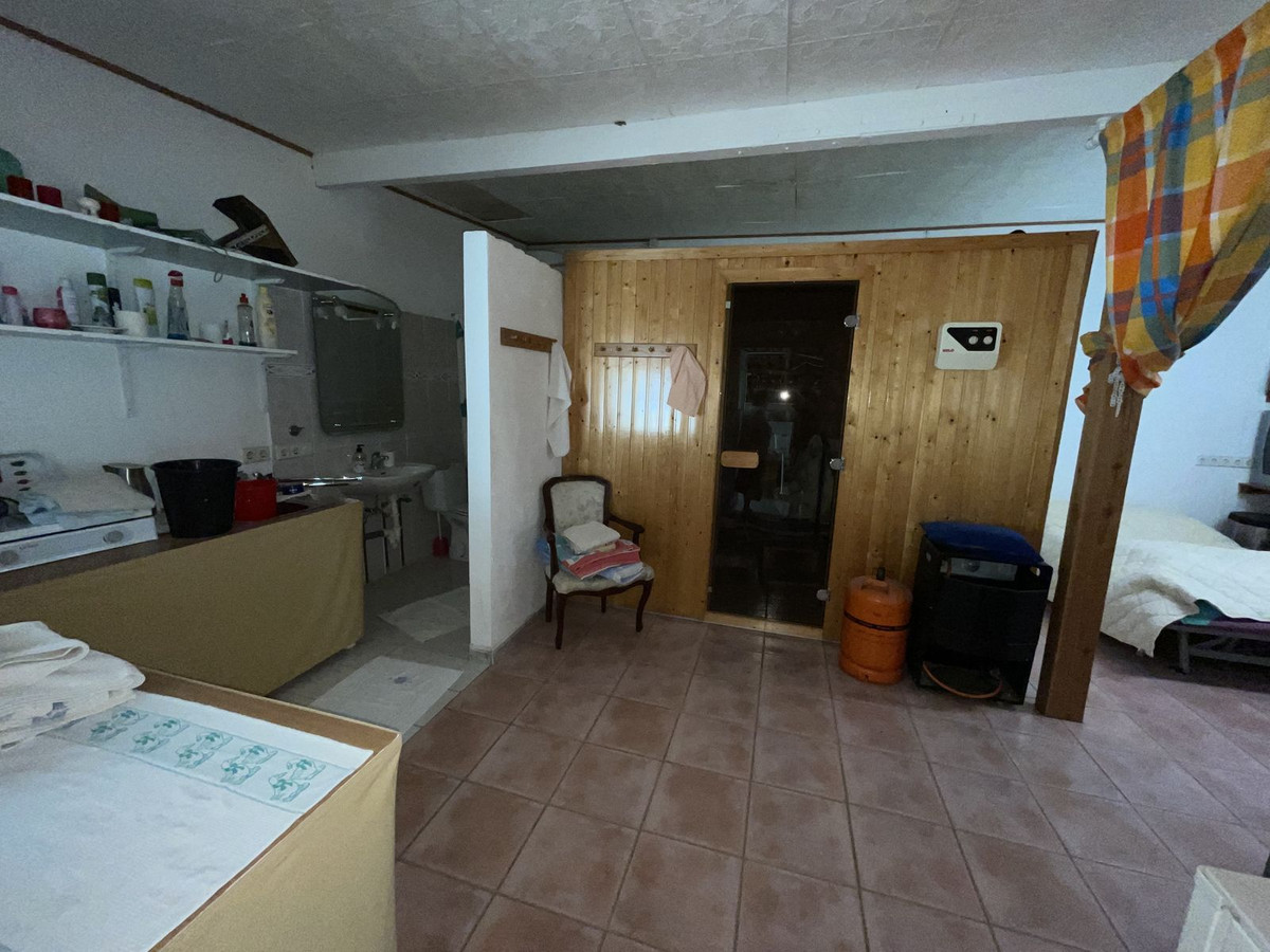 Appartement te koop in Estepona | 3 slaapkamers H5325358