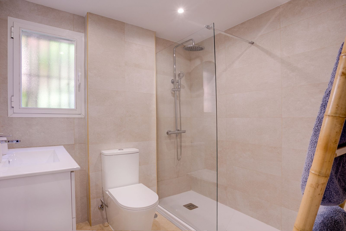 Appartement te koop in Estepona | 2 slaapkamers H5327368