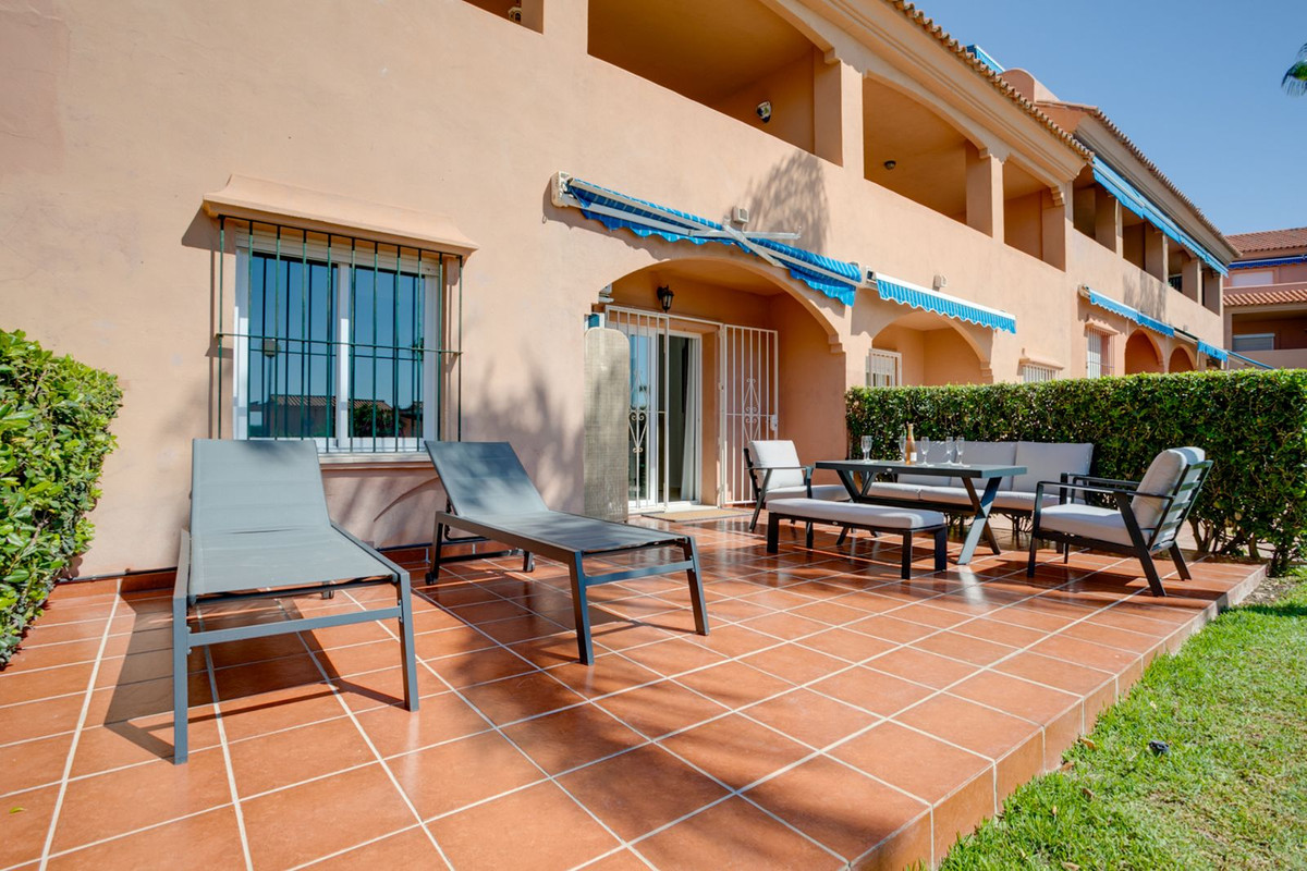 Appartement te koop in Estepona | 2 slaapkamers H5327368