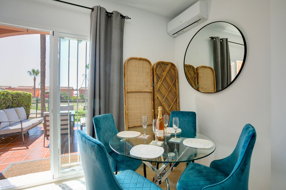 Appartement te koop in Estepona | 2 slaapkamers H5327368