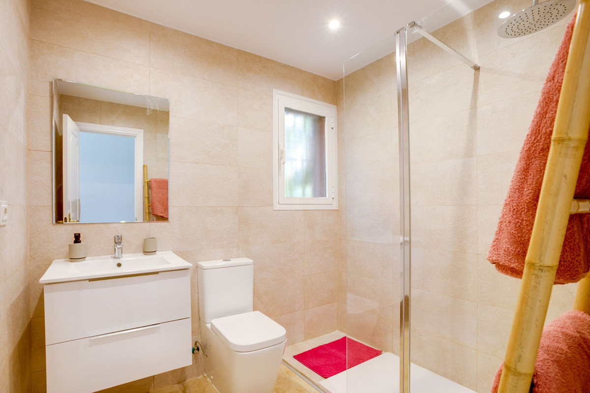 Appartement te koop in Estepona | 2 slaapkamers H5327368